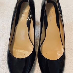 COLE HAAN heels. Almost Brand New! Beautiful